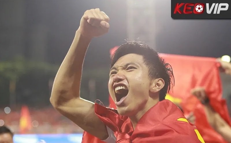 Văn Hậu ăn mừng sau bàn thắng trong trận chung kết SEA Games 2019