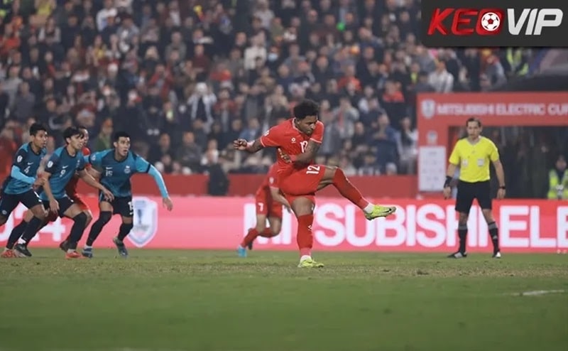 Nguyễn Xuân Son ghi 2 bàn và 2 kiến tạo tại ASEAN Cup